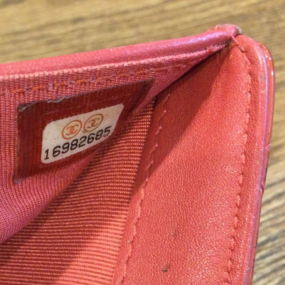 Chanel Patent Quilted Zip Pocket Wallet Coral - Picture 13 of 14